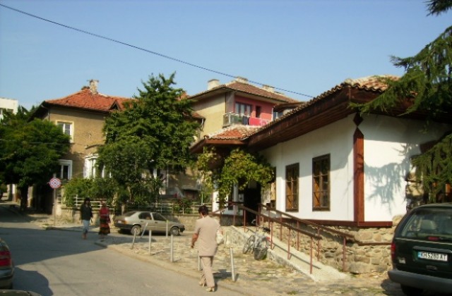 Представят книгата Шакона Пасион в Кюстендил