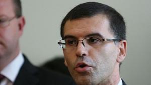 МС гласува нов вариант за спестяване на 450 млн лева