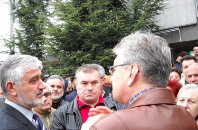 Руканов: В правото сме си да не допуснем Радевски в сградата