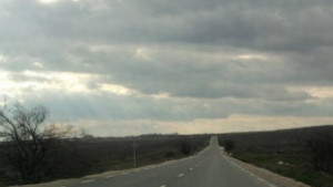 Найнатовареният път край Аксаково обновен с евросредства