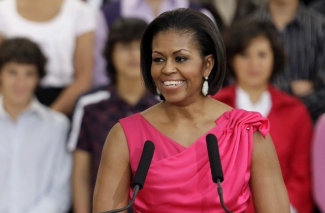 Мишел Обама призова в Мексико за образование вместо наркотрафик
