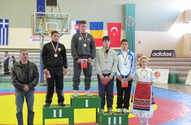 Иван Боев първи на турнир в Стара Загора