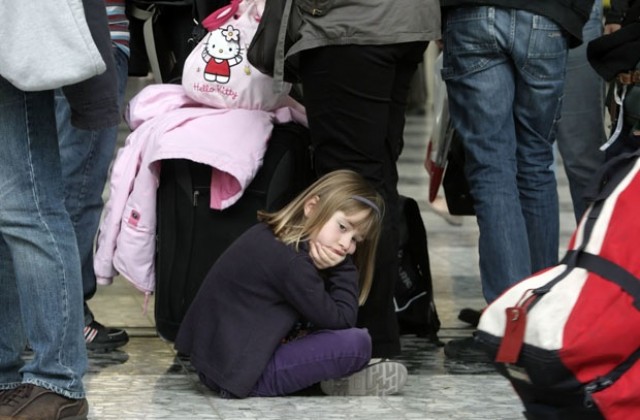 Британските полети са отменени заради исландския вулкан