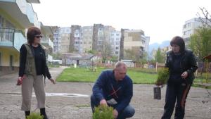 И сините от Враца се включиха в Седмицата на гората
