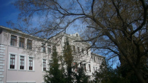 Заради проект пребазират учебни заведения