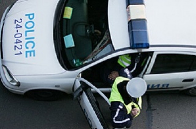 Мъж се самоуби със скок от третия етаж