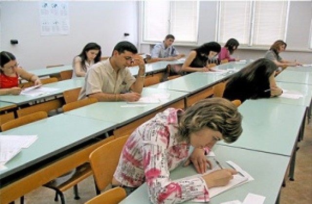 Елитни колежи представят средното образование в Англия и Швейцария