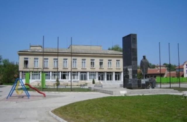 Отбелязаха годишнината от смъртта на Васил Воденичарски