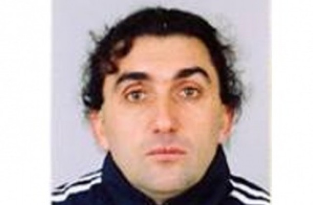 Съдят убиец за бягство от затвора