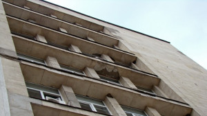 Мравки рушат висока сграда в центара на Монтана