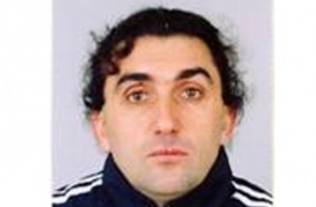 Наказаха убиец с пробация за бягство от затвора