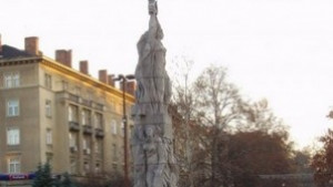 Трите музи стават Поезия