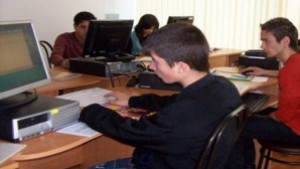 Първа квалификация за младежите от преходното жилище