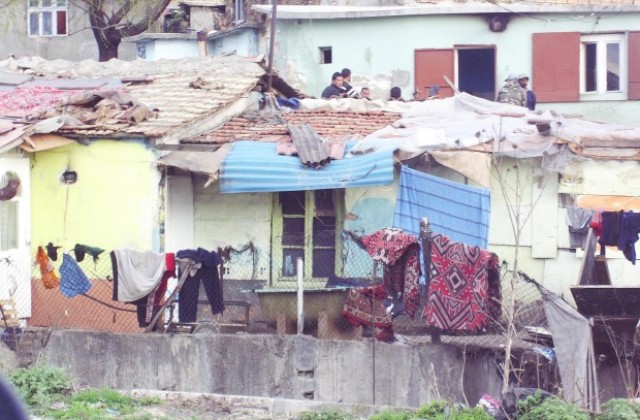 Тръгва подписка срещу Максуда