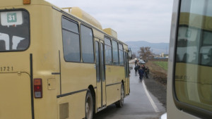 Автобус се сблъска с маршрутно такси няма пострадали