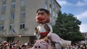 Карнавалът и политиците