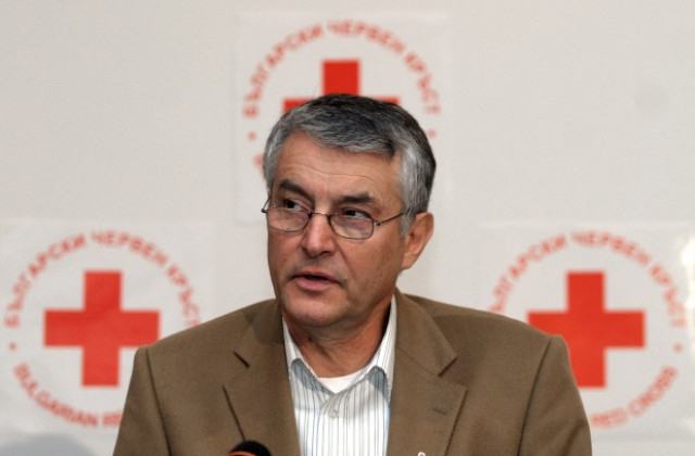 Катер ще следи за нередности по плажовете