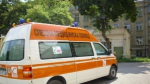 Пореден моторист в болницата след катастрофа
