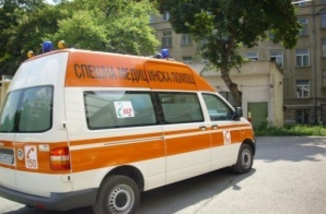 Пореден моторист в болницата след катастрофа