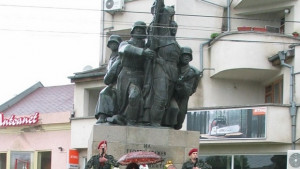 Цветя и венци за Деня на победата в Ямбол
