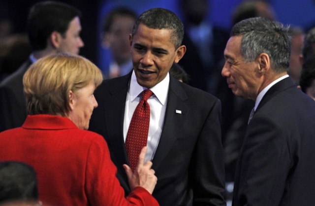 Обама разговаря с Меркел за кризата с дълговете и доверието на пазарите