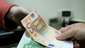 Финансовите министри от ЕС одобриха спасителен план за 500 млрд