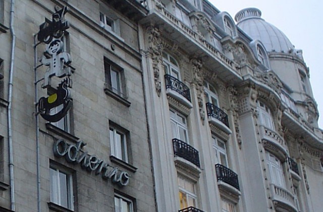 Тръгват проверки за останали  от социализма рекламни пана