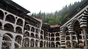 МОМН организира ученически поход от Рилския манастир до гроба на