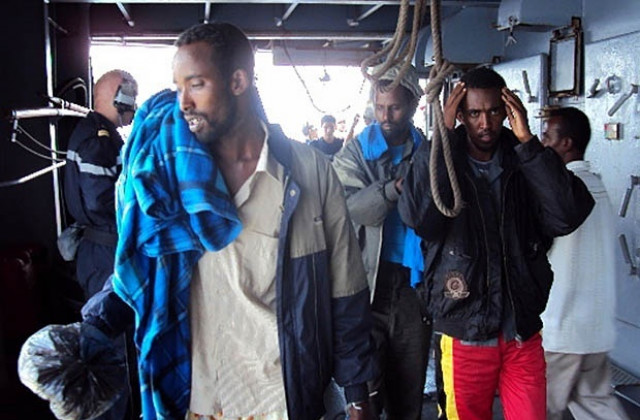 Сомалийските пирати освободиха британски кораб