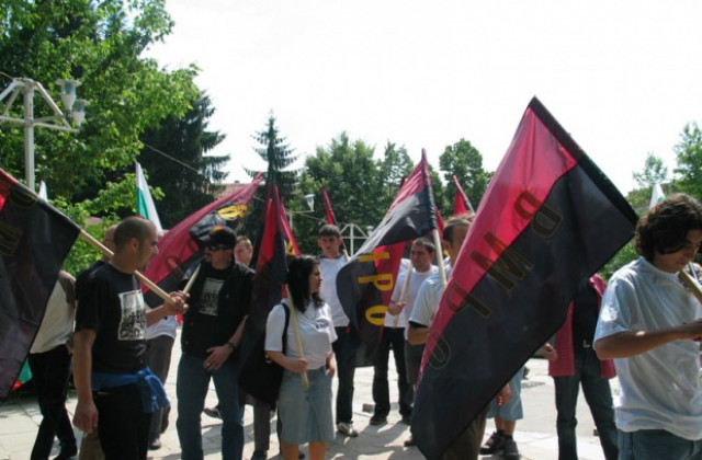 Трябва ли пиратите да стигнат до Варна, за да се намеси България, питат от ВМРО