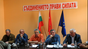 Новото свиване на бюджета изправя общини пред фалит