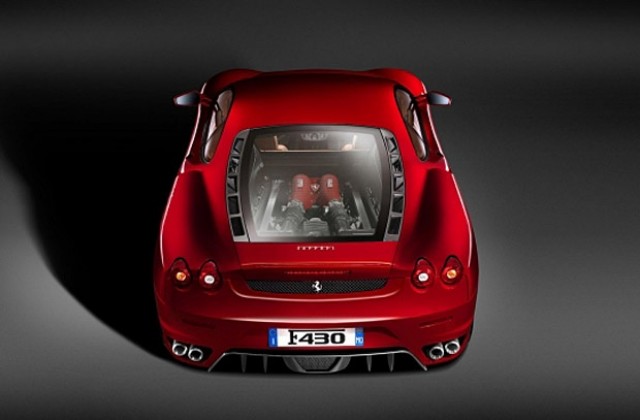 Ferrari идва за първи път официално в България
