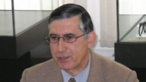 Дегустираме вино със златни фиали в музея