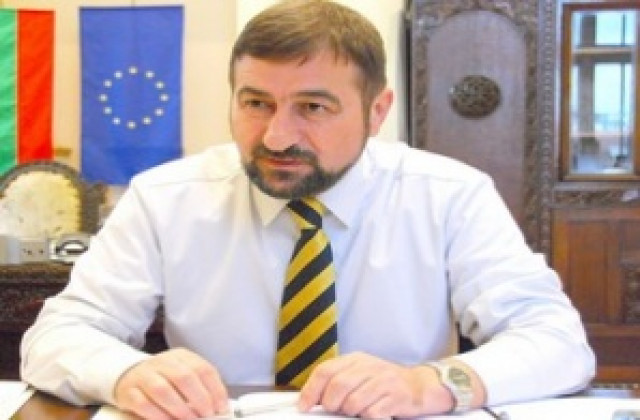 Под охрана и отбрана