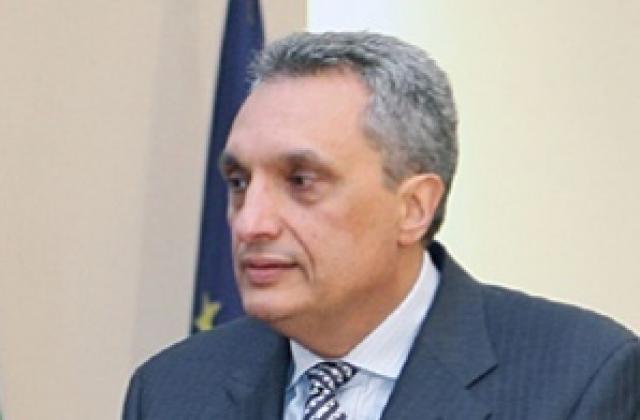 Сините прогнозират бюджетен дефицит от 5% до края на 2010 г.