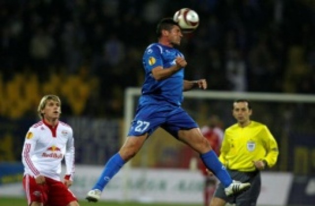 Бардон: Засега оставам в Левски