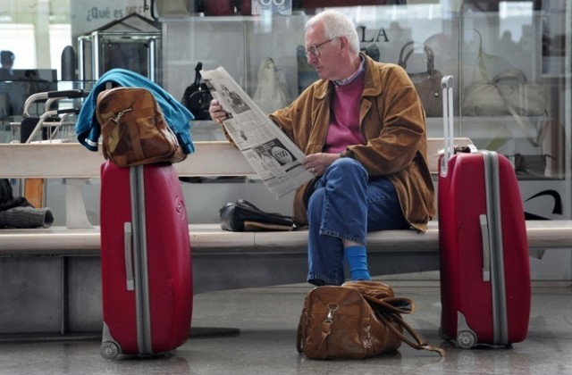 Отменен е полетът за Лондон заради вулканична пепел