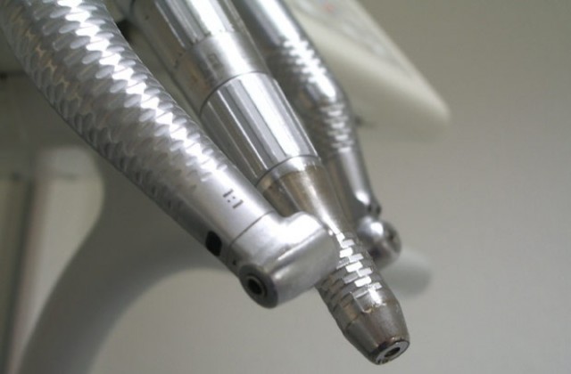 Къде да се погрижим за зъбите си безплатно?