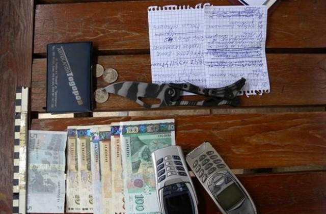 Арестуваха мъж от Каспичан за лихварство и рекет