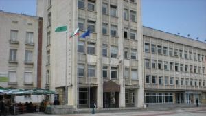 Шест партии са се регистрирали за участие в частичните местните