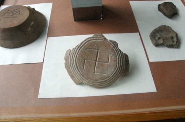 Свастиката - най-стария символ по врачанските земи