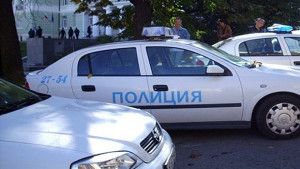 Засилен полицейски контрол по баловете Записват нарушенията с камери