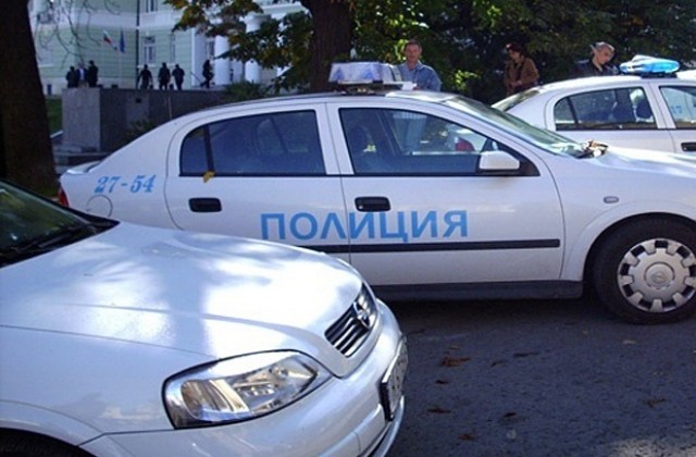 Засилен полицейски контрол по баловете. Записват нарушенията с камери