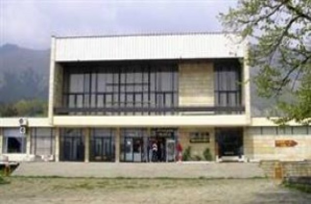 Търсят финансова помощ за годишнина от рождението на Иван Вазов