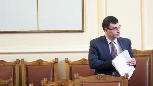Дянков НАП не е ограничила облекченията за младите семейства