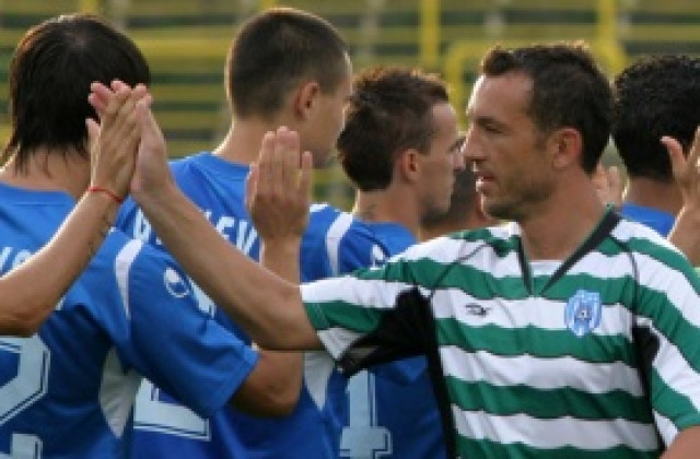 Левски с интерес към опорен халф на Черно море