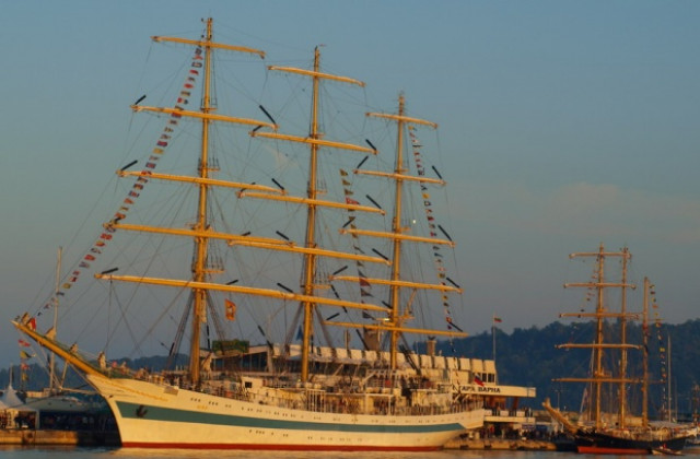 Ветроходът Kалиакра със специален приз от STI