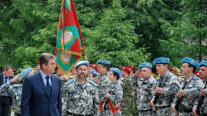 Президентът Първанов ВВС означава визия за модерност в развитието на