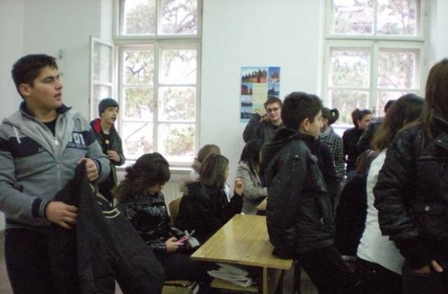 Външното оценяване на седмокласниците започва днес