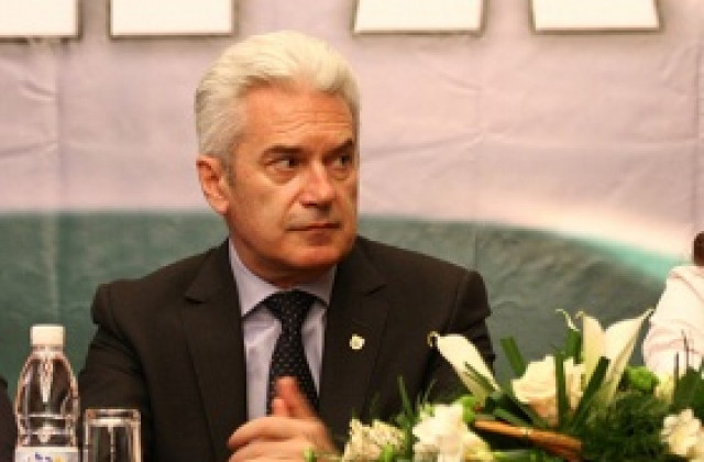 Сидеров: Бизнесът се нуждае от намаляване на лихвите по кредитите